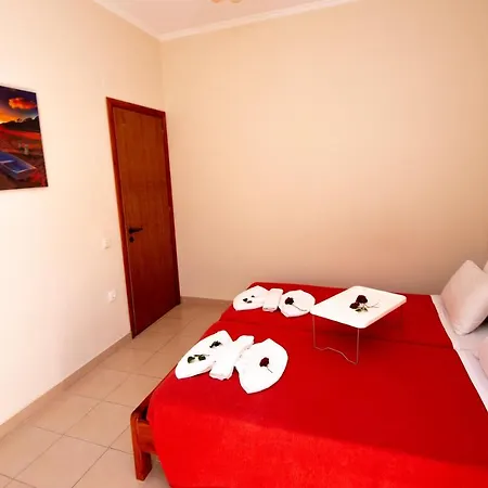 רודה John Apartments First Floor מראה חיצוני תמונה