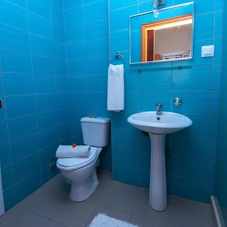 רודה John Apartments First Floor מראה חיצוני תמונה